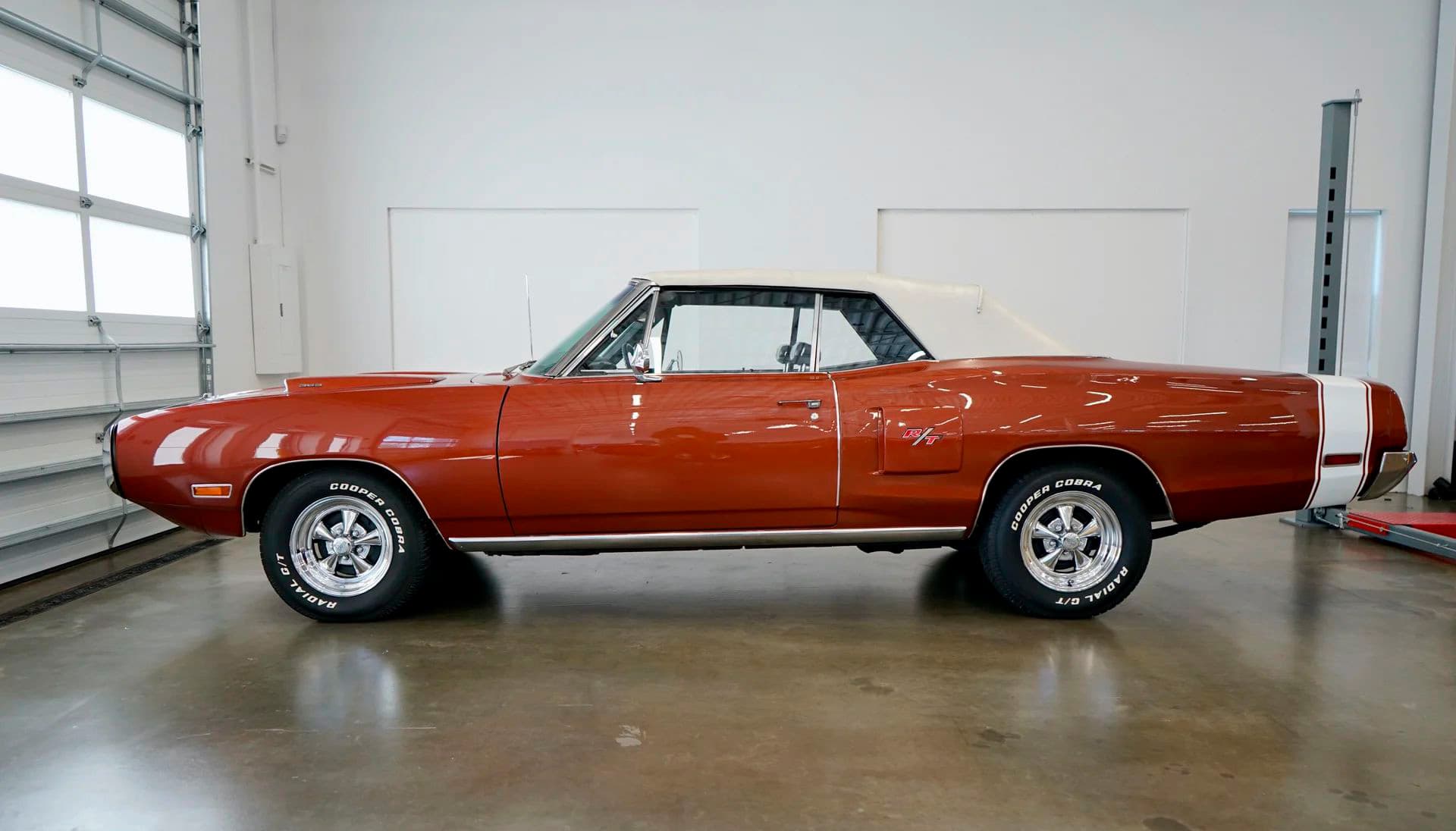 1970 Dodge Coronet - Image 9