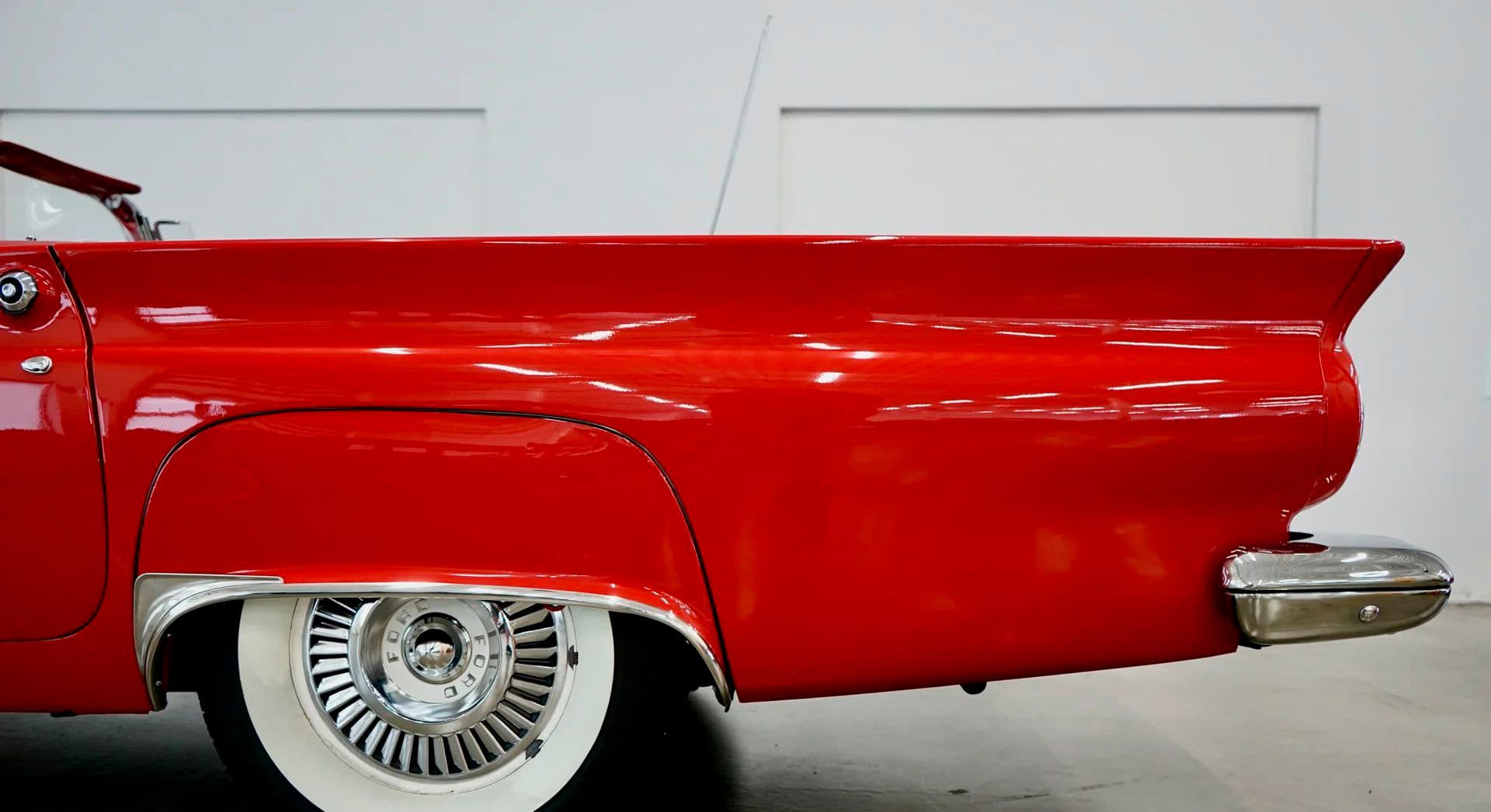 1957 Ford Thunderbird - Image 15